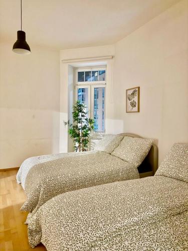 100 m2 3-Bedroom Long-Term Apartment