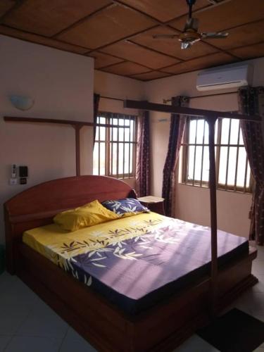 เตียงในห้องที่ Godfils