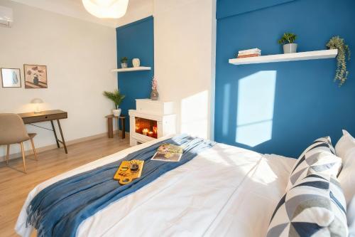 Chic 2BR Central Apartment With Balcony