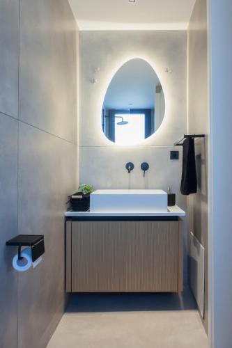 Penthouse in the Heart of Glyfada