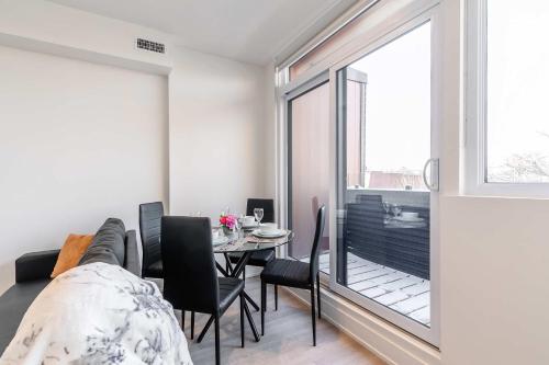 Gallery image of Private unit near High Park FIFA World Cup in Toronto