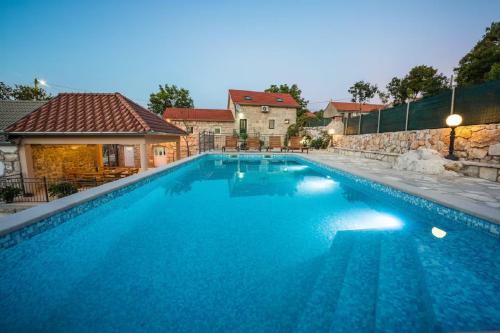 Holiday house Buljanovi Dvori with private pool