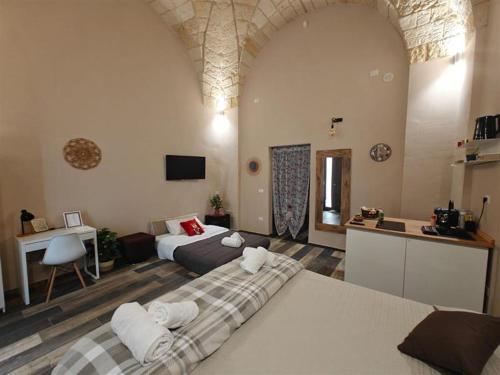 Foto Elysia Luxury Suite con Jacuzzi - Centro Brindisi 5