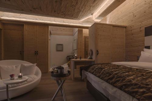 
Ein Zimmer in der Unterkunft Caschu Alp Boutique Design Hotel Stoos
