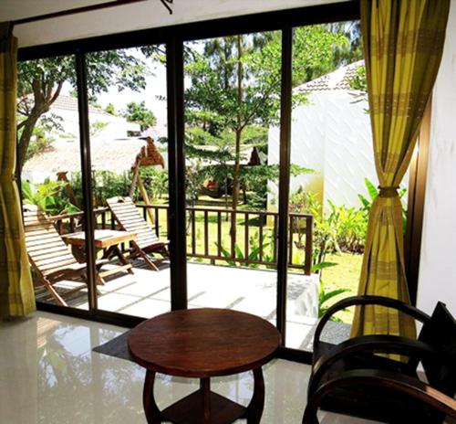 Zahrada ubytování Pranburi Cabana Resort