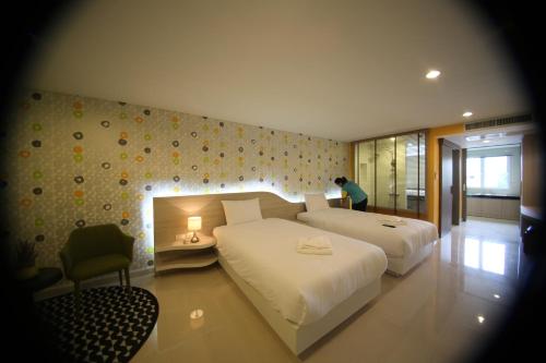 Стая в Trebel Pattaya