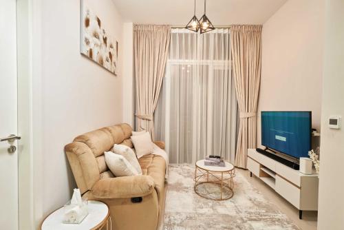 Cosy 1 Bedroom in Damac Hills | OFEX