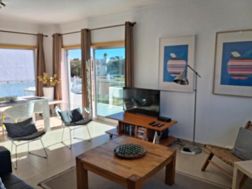 Modern apartment with sunny south facing terrace