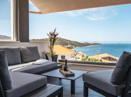 Charming Sunset View Villa with Outdoor Pool