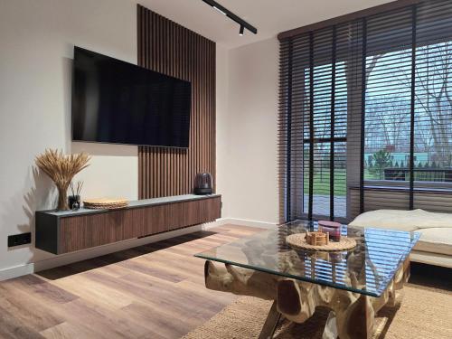 Nordic Wood Luxury Stay with Jacuzzi