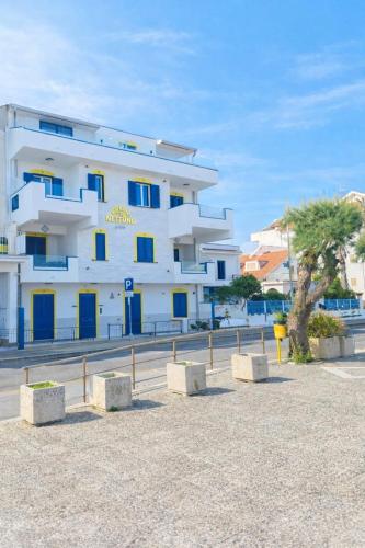 LA BAIA DI NETTUNO Il Gatto e La Volpe