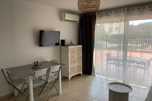 46m with terrace - residence with pool