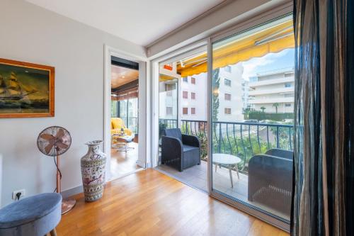 1-Br Apartment in Cannes Peaceful Seaside Atmosphere