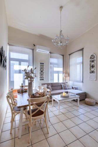 Dione Heritage Apartment