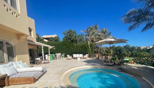 El Gouna, Upper Nubia 3-Bedroom Detached Villa with Private Pool, Sleeps 6 Persons