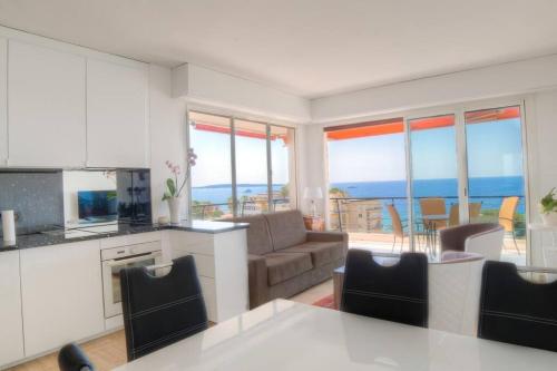 Upstays Panoramic Sea View 70m² Apartment