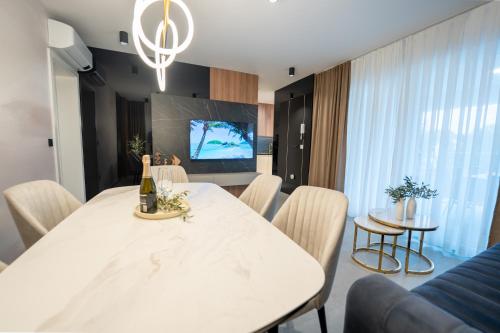 Break Penthouse apartment