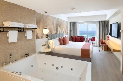Hotel Cristina by Tigotan Las Palmas - Adults Only
