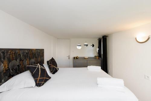 Upstays Quiet 56m² House Cannes