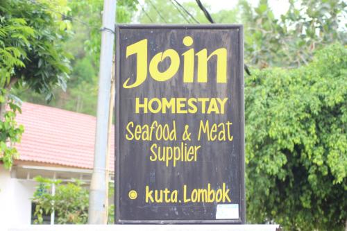 Sijil, anugerah, tanda atau dokumen lain yang dipamerkan di Join Homestay