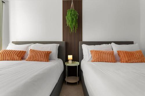 Heart of York Retreat, 2BR near Shambles, Free Parking & Gym, City Centre photo 11