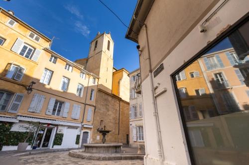 Modern studio Le Renoir - Center of city - WiFi