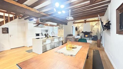 Majoituspaikan Le Refuge Etoilé keittiö tai keittotila