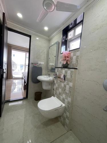 Gallery image of Unigo One - Royale Premium 2BHK in Canacona
