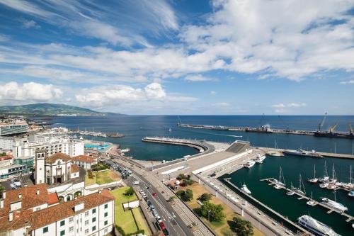 Sea & Sky 17 - Best Location & View of the city