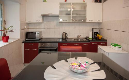Una cocina o kitchenette en Tarino Apartment
