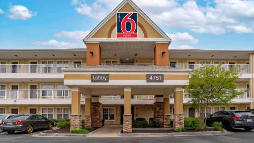 Studio 6 Extended Stay Huntsville, AL - US Space & Rocket Center in Huntsville