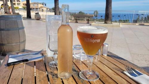 Saint-Raphael- Vue mer et Massif de l'Esterel