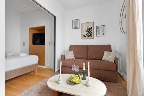 Cozy Suite Eiffel Tower