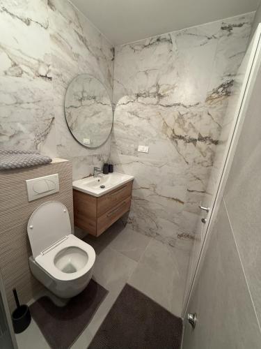 Luxury Apartment - LANA