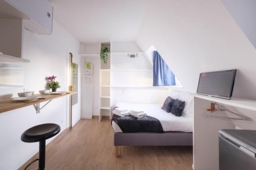 Studio Place Emily in Paris