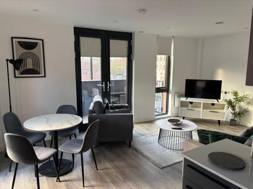 Superior Apartment with Balcony & Gym photo 10