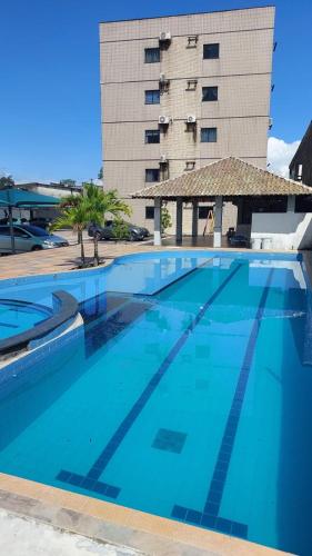 Piscina a Edifício Metrópole - Apto o a prop