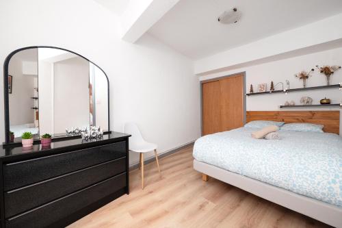 Charming 2-room apartment, Place de La Bourse