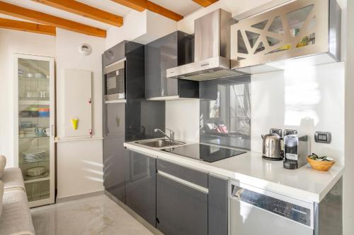 Stunning Duplex place Masséna 2 mins walk from beaches