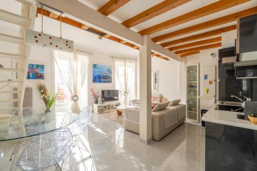 Stunning Duplex place Masséna 2 mins walk from beaches