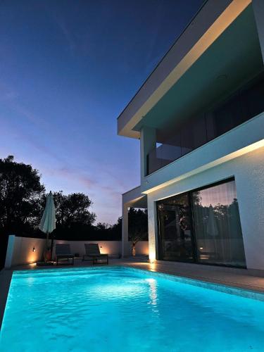 Villa Artemis III