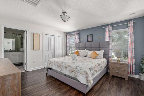 Free Waterpark w Heated Pool 11MI to Disney photo 22