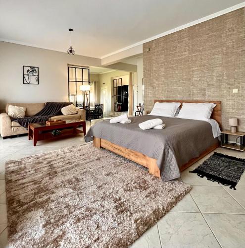Jacque's Boutique Suite