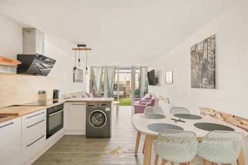 Duplex charme & terrasse clim - parking - plages