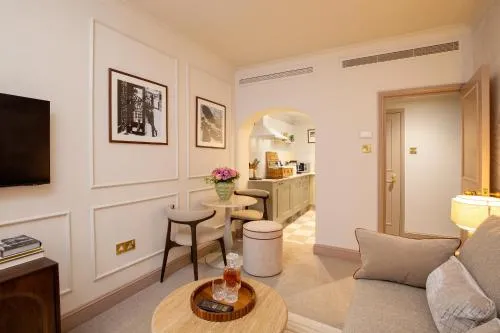 The Capital Hotel, Apartments & Townhouse - Small Luxury Hotels of The World photo 24