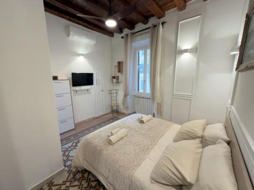 Trevi Cuore di Roma Suite - 2 min from Trevi Fountain