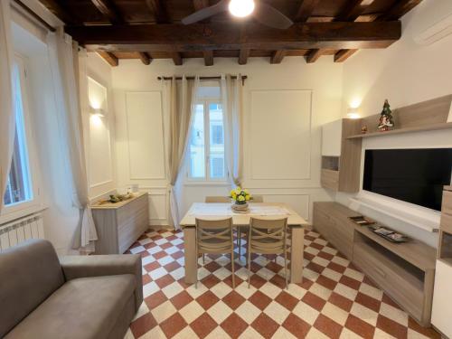 Trevi Cuore di Roma Suite - 2 min from Trevi Fountain