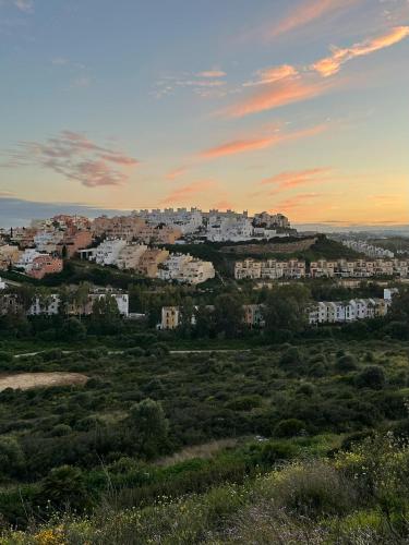 Premium 3BR w Seaviews Close to Port By Better Bookings photo 42