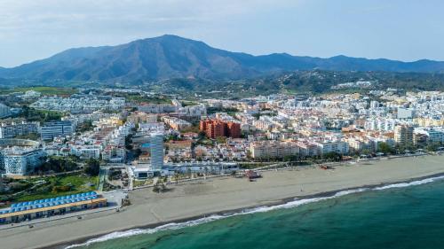 Premium 3BR w Seaviews Close to Port By Better Bookings photo 15