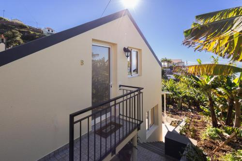 Romantic Seaview Wine House in Madeira